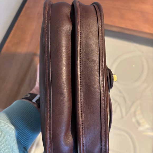 Vintage Coach Prairie Bag Style 9954 in Mahogany - Picture 12 of 16